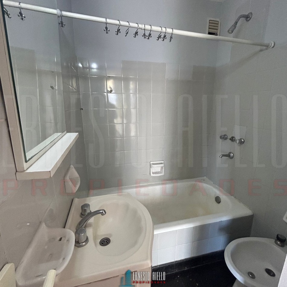 VENTA DEPARTAMENTO 2 AMBIENTES, QUILMES CENTRO.
