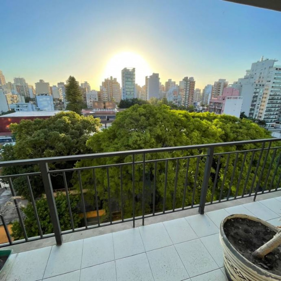 ALQUILER ESPECTACULAR SEMIPISO DE 4 AMBIENTES CON 2 COCHERAS Y EXCELENTES VISTAS