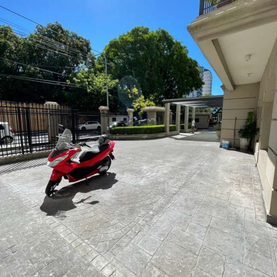 VENTA ESPECTACULAR SEMIPISO DE 4 AMBIENTES CON 2 COCHERAS Y EXCELENTES VISTAS