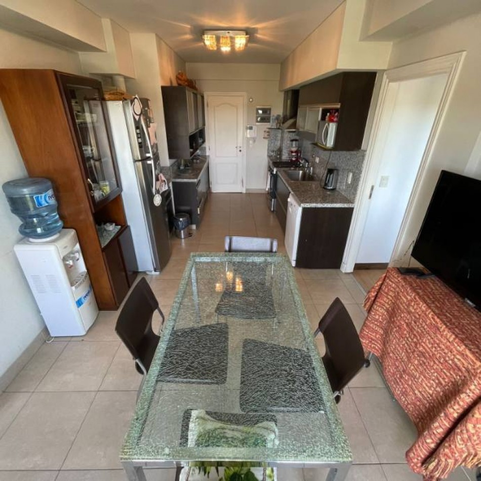 VENTA ESPECTACULAR SEMIPISO DE 4 AMBIENTES CON 2 COCHERAS Y EXCELENTES VISTAS
