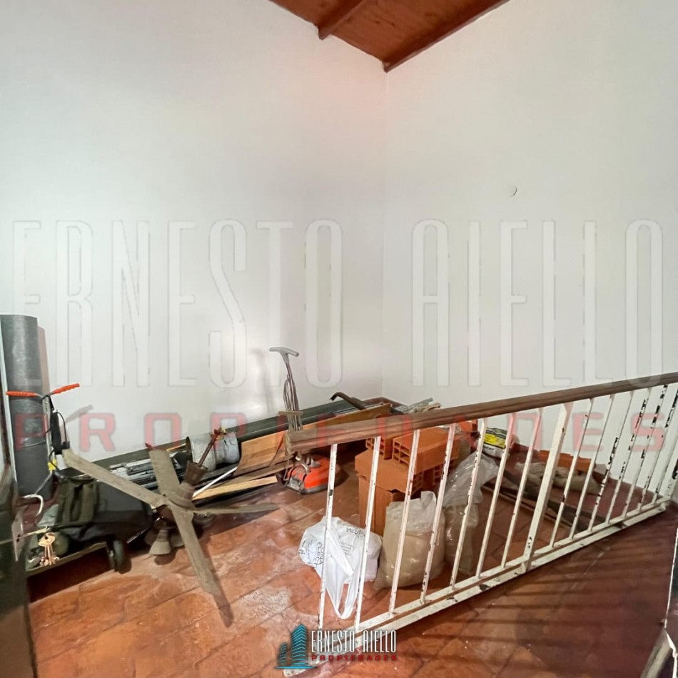 ALQUILER CASA 5 AMBIENTES USO VIVIENDA Y PROFESIONAL, QUILMES.