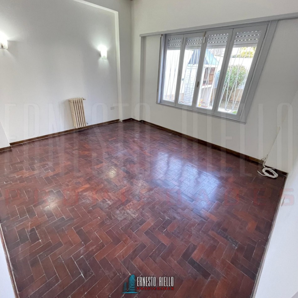 ALQUILER CASA 3/4 AMBIENTES CON PATIO Y PARRILLA, QUILMES OSTE.