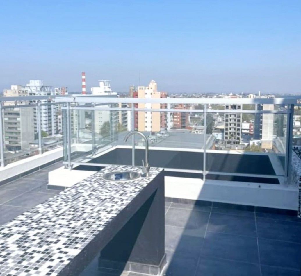 A- Departamento Triplex Ultimo Piso con Jacuzzi y Parrilla - Quilmes Centro.