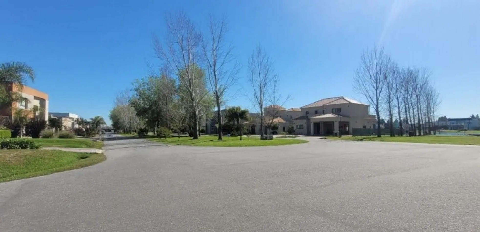 A. VENTA Excelente Lote a La Laguna - Barrio Los Troncos