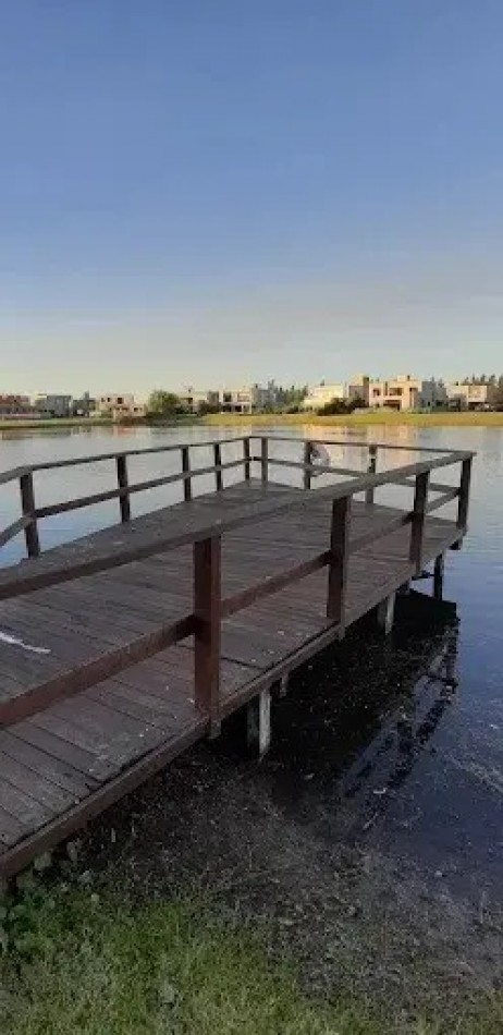 A. VENTA Excelente Lote a La Laguna - Barrio Los Troncos