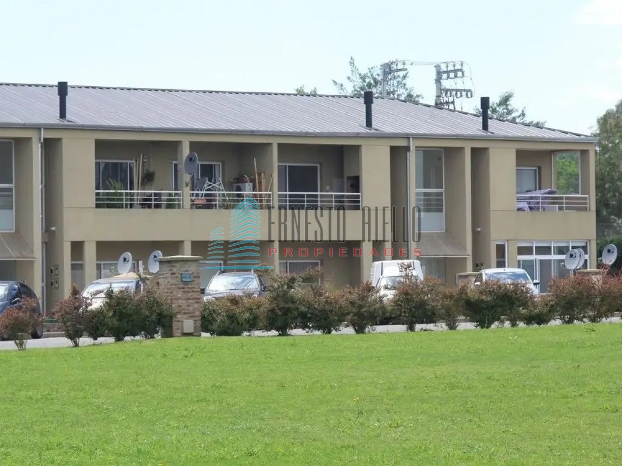 A. ALQUILER DOS AMBIENTES AMUEBLADO  BARRIO PRIVADO ALTOS DE HUDSON 2