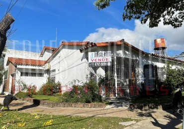 VENTA CASA 3 AMB C/ COCHERA Y PATIO SOBRE 12 DE OCT. QUILMES O.