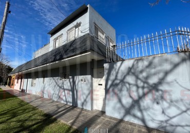 VENTA PH 2 AMBIENTES CON GARAGE, TERRAZA Y QUINCHO, QUILMES OESTE.